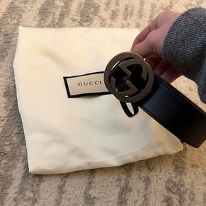 Gucci Black Leather Belt with Silver Buckle